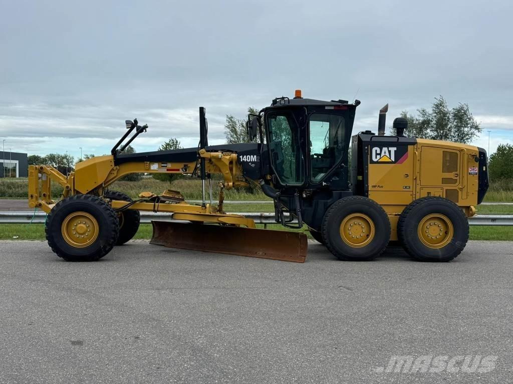 CAT 140M2 Motoniveladoras