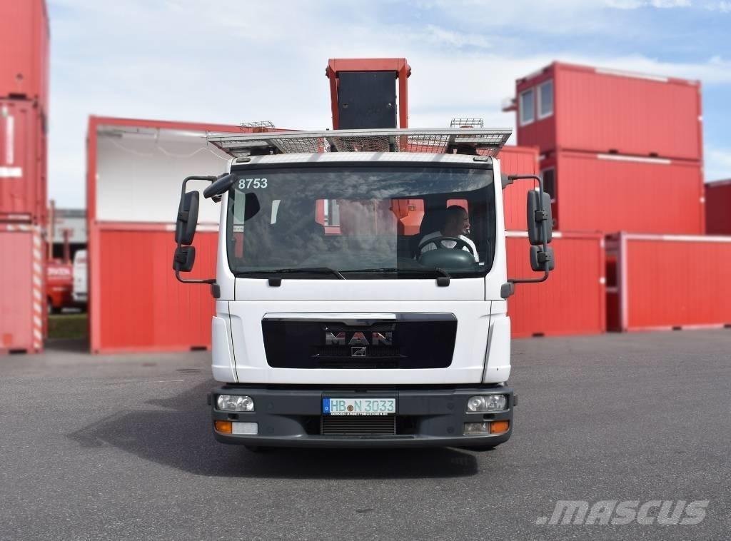 Ruthmann T 330 Plataformas sobre camión