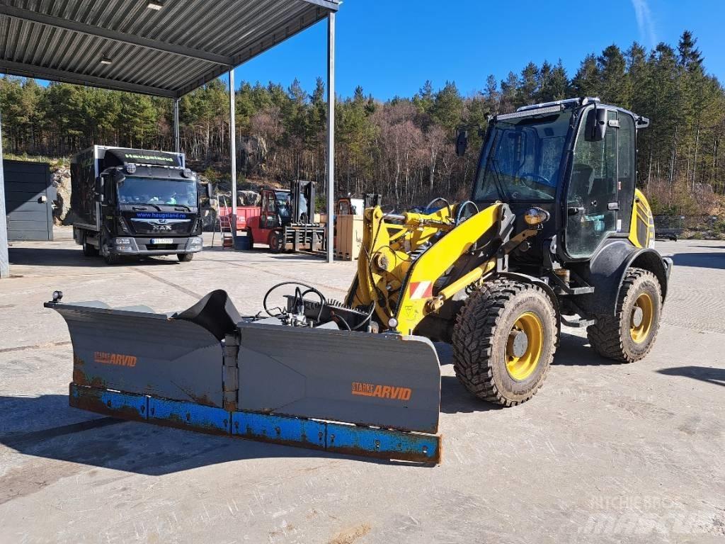 Komatsu WA 80 M Cargadoras sobre ruedas