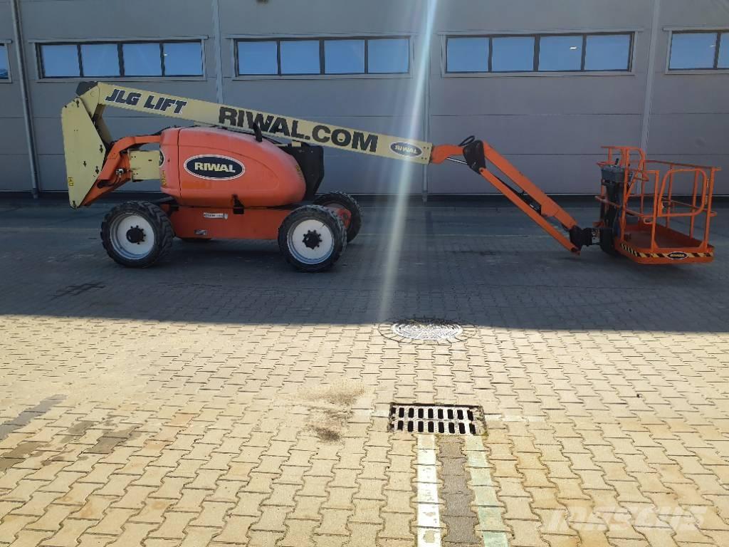JLG 600AJ Plataforma de trabajo articulada