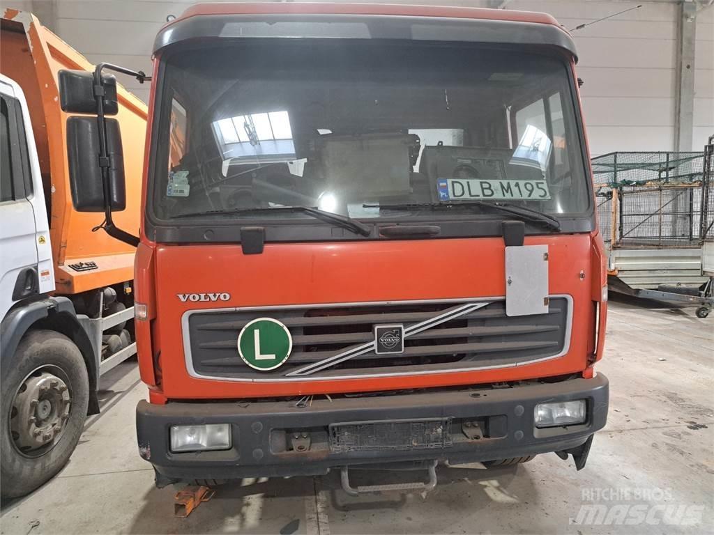 Volvo FL6 220 Cabezas tractoras