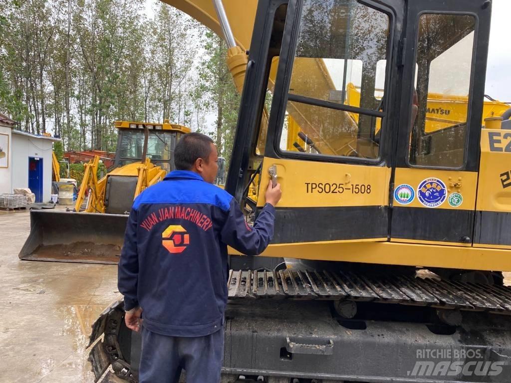 CAT E 200 B Excavadoras de cadenas