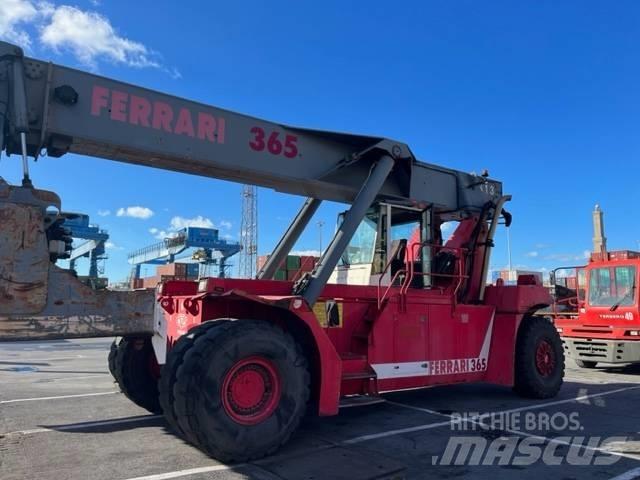 CVS Ferrari F365.5 Manipulador de contenedores