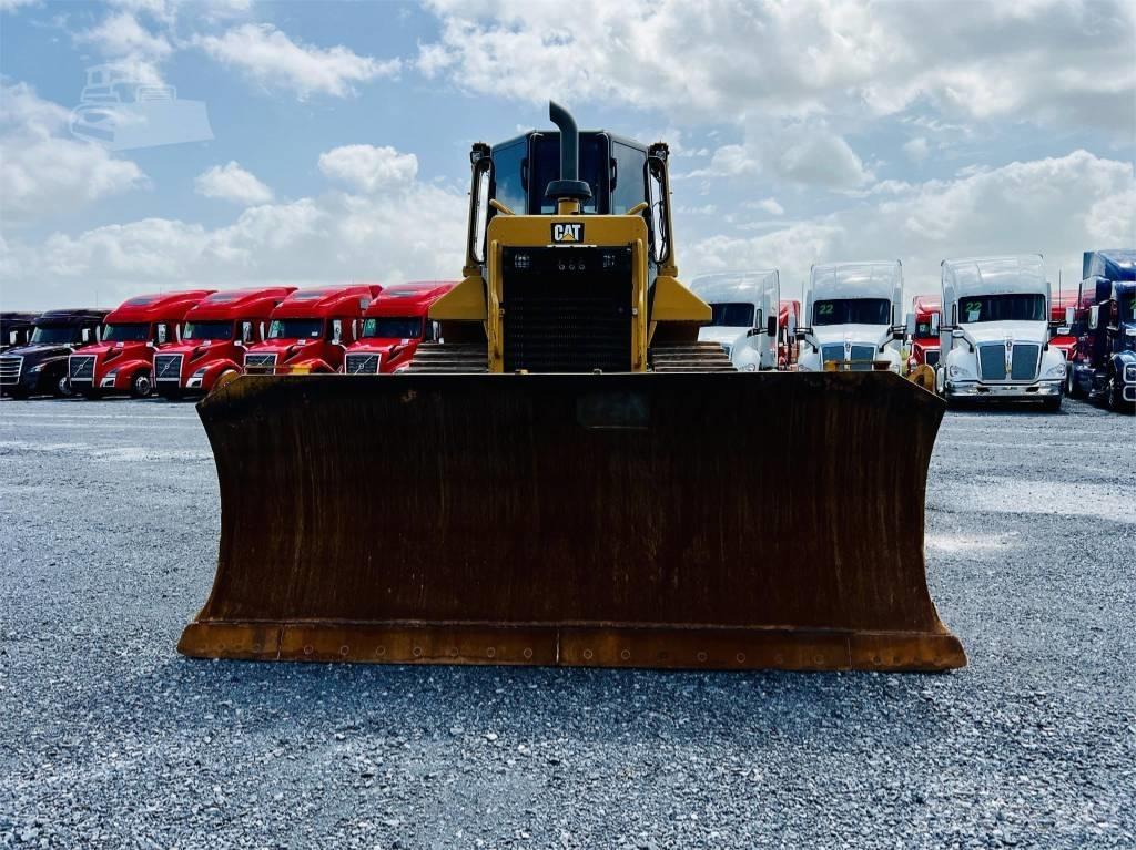 CAT D 6 N XL Buldozer sobre oruga