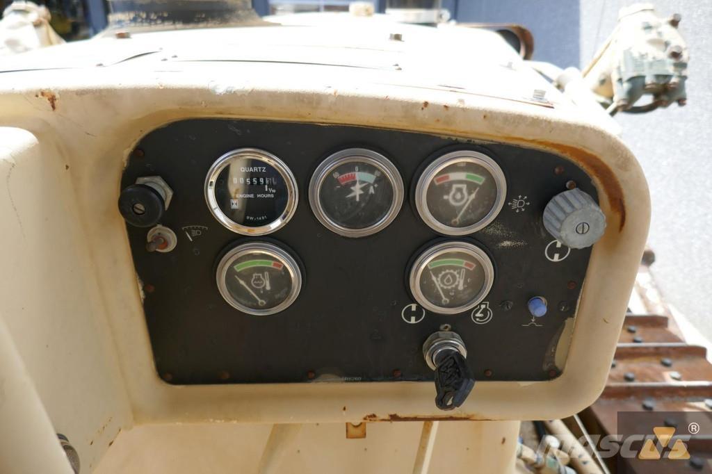 CAT D7G Ex-army Buldozer sobre oruga