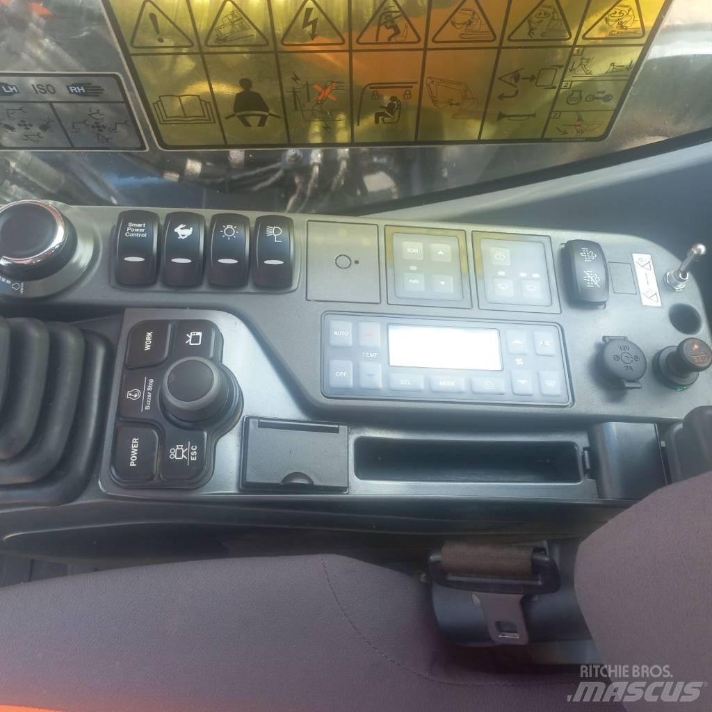 Doosan DX 235 LCR Excavadoras de cadenas