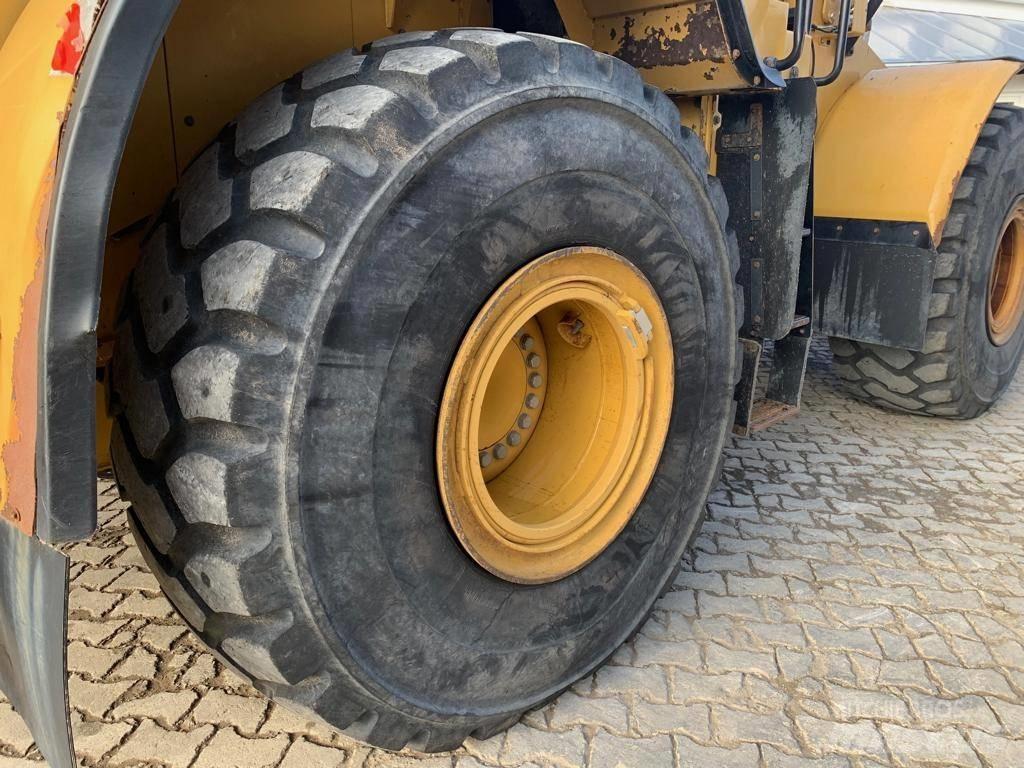 CAT 966 K Cargadoras sobre ruedas