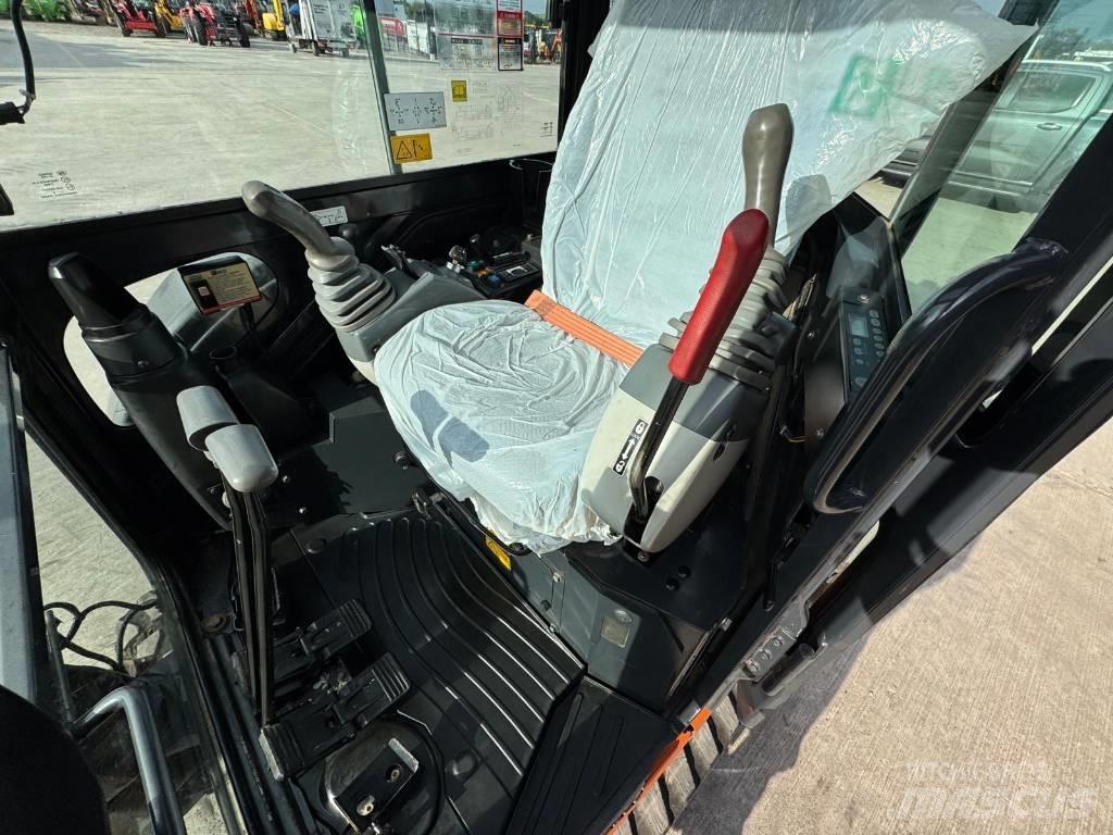 Hitachi ZX 26 U-6 cr Mini excavadoras < 7t