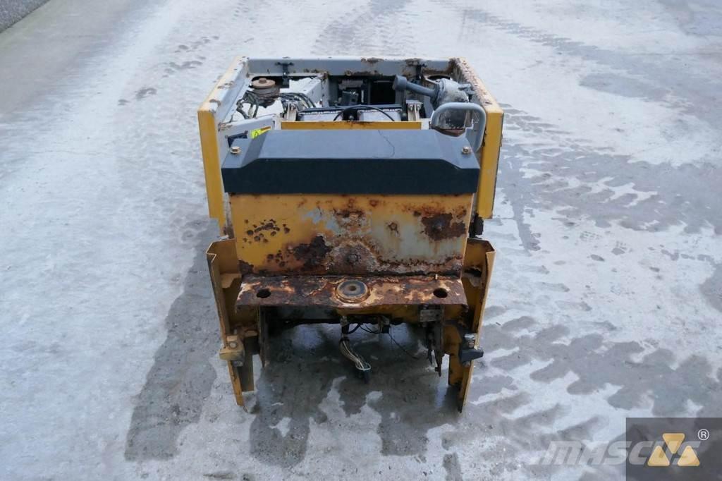 CAT 220-2800 Cabinas e interior