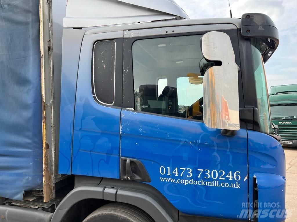 Scania P 270 Camión con caja abierta