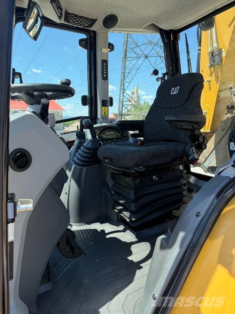 CAT 432f2 Retrocargadoras