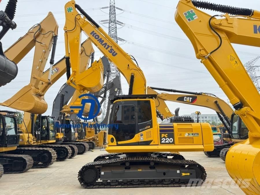 Komatsu PC 220-8 Excavadoras de cadenas