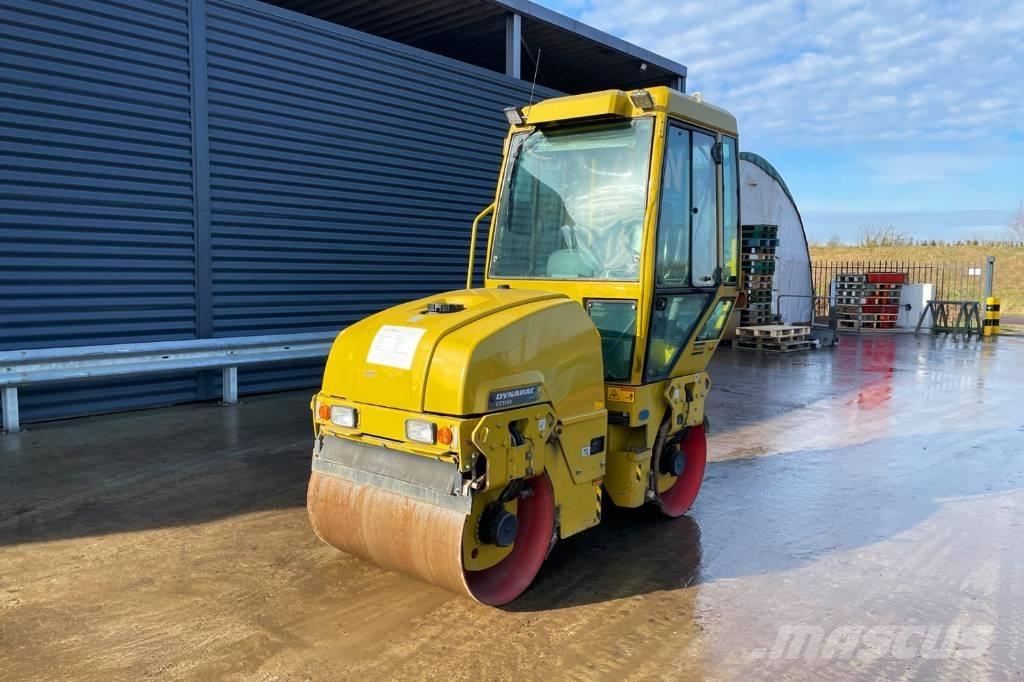 Dynapac CC1100 Rodillos de doble tambor
