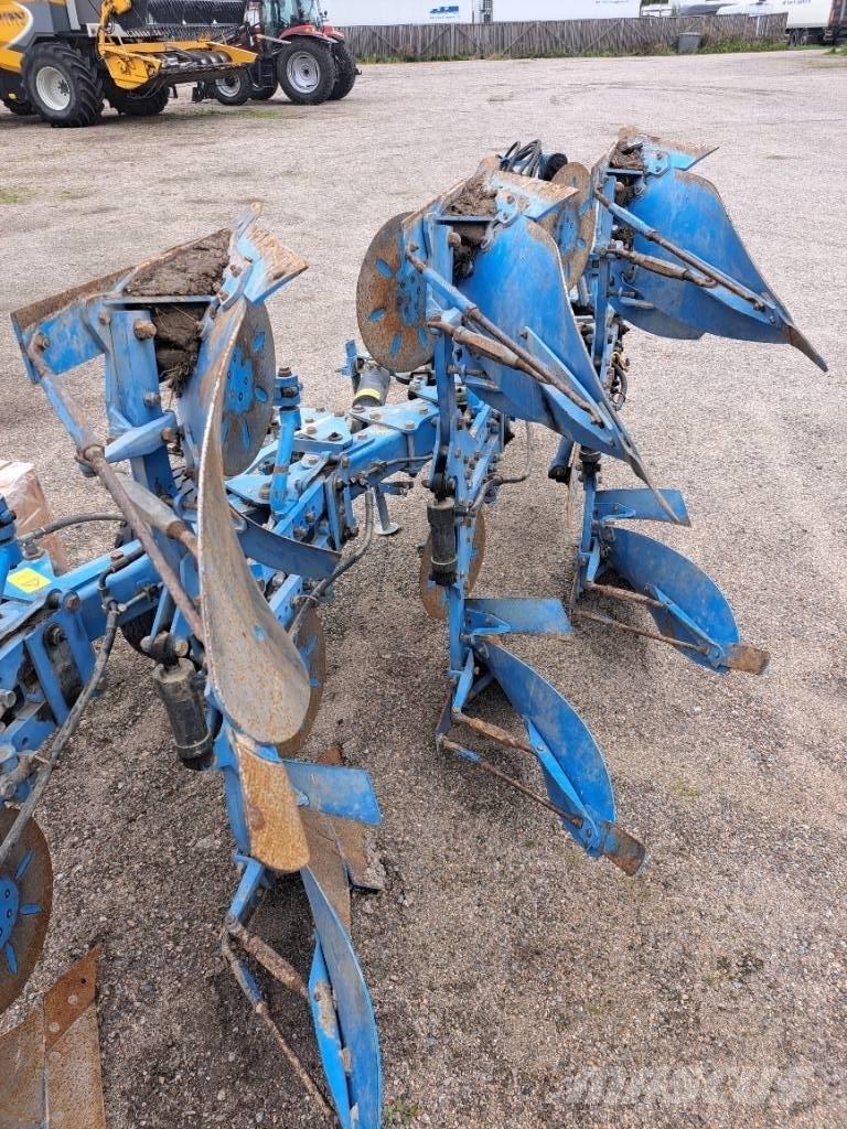 Lemken Vari-Opal 8 Arados reversibles suspendidos