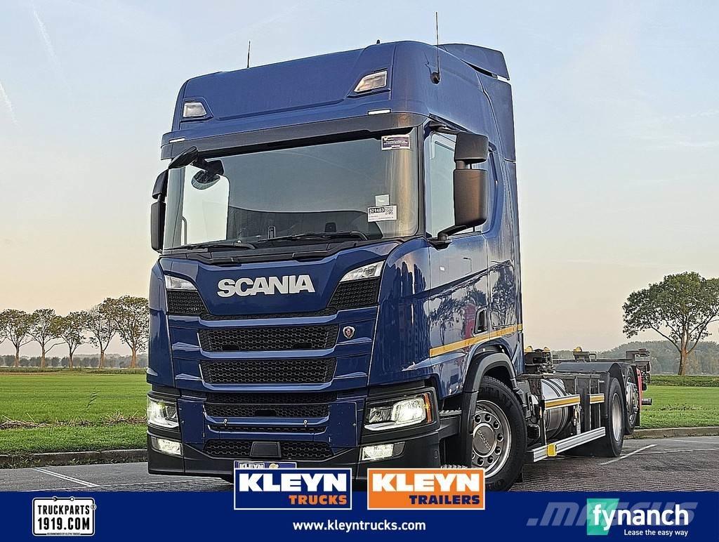 Scania R410 LNG Camiones con gancho