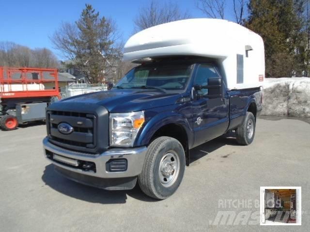 Ford F 450 XL SD Vehículos - Taller