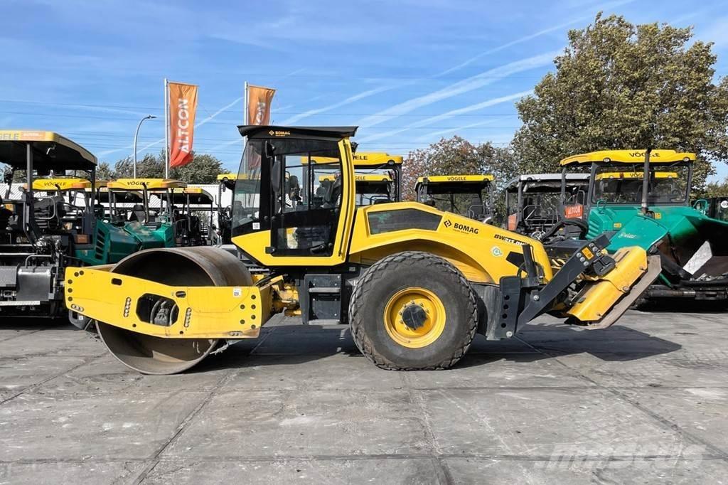 Bomag BW 213 D-5 Rodillos de un solo tambor