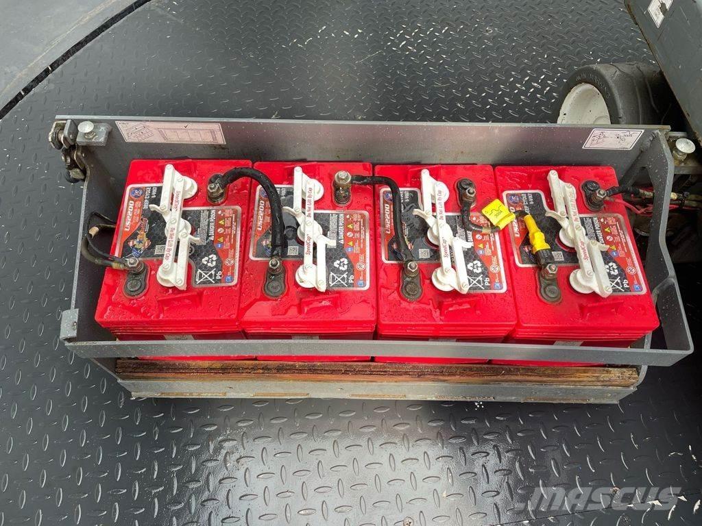 SkyJack SJ3219 Plataformas tijera