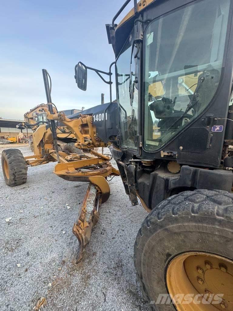 CAT 140 M Motoniveladoras