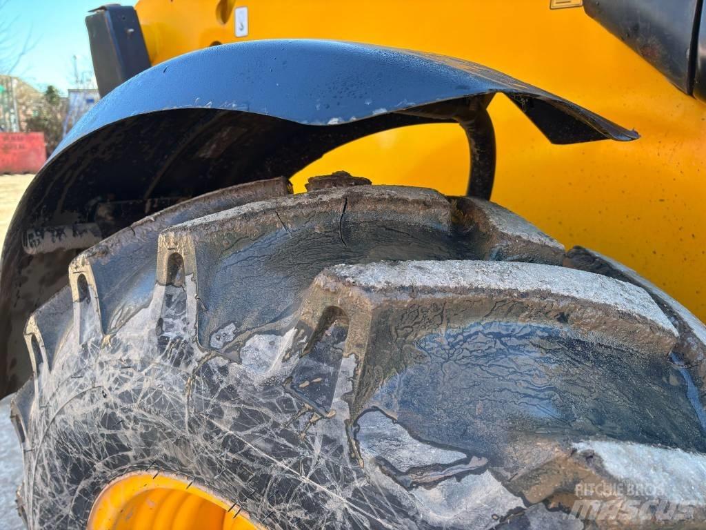 JCB 540-140 Hi Vis Carretillas telescópicas