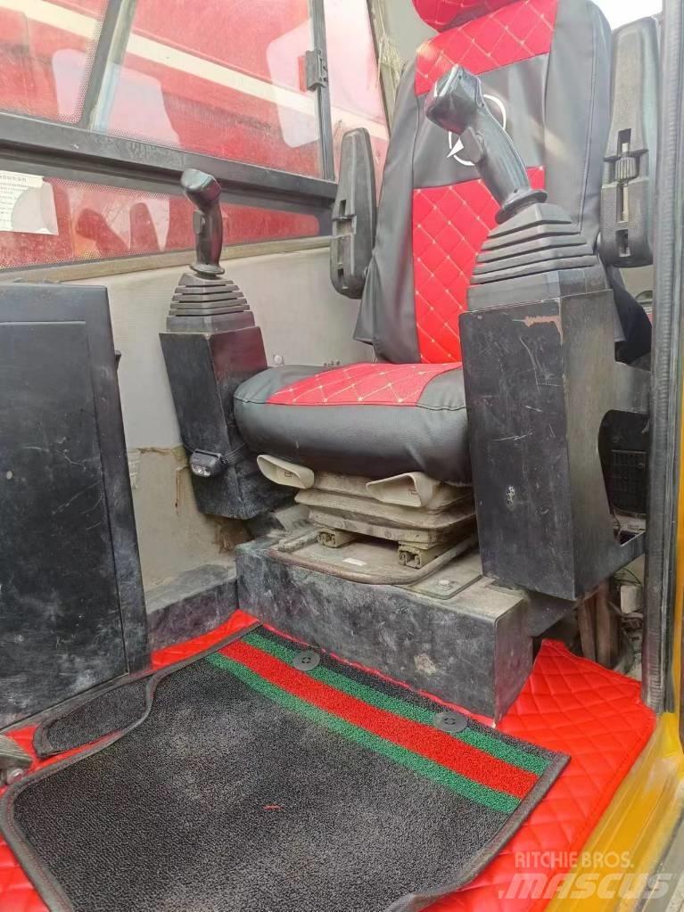 Sany STC 250 H Grúas todo terreno