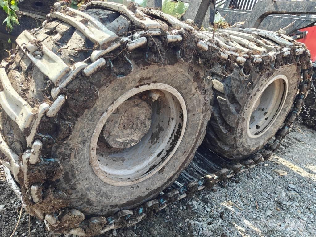Komatsu 875 Autocargadoras