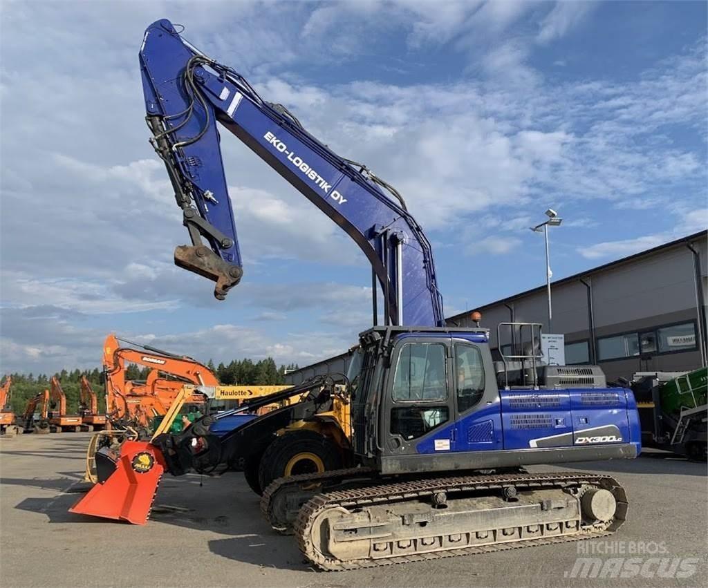 Doosan DX300 LC-5 Excavadoras de cadenas