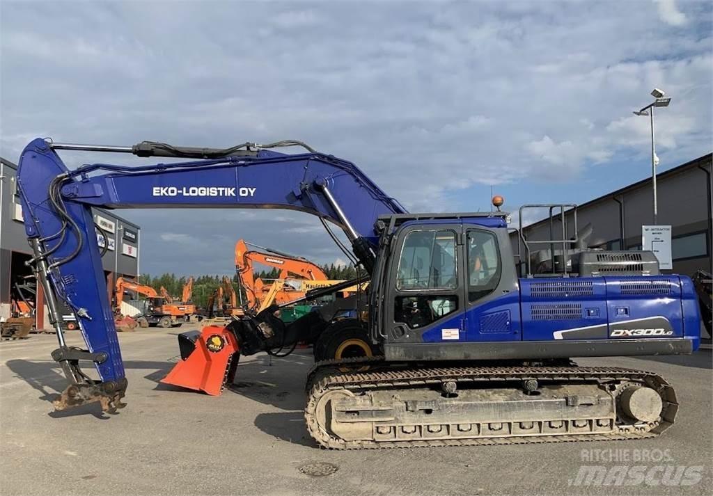 Doosan DX300 LC-5 Excavadoras de cadenas