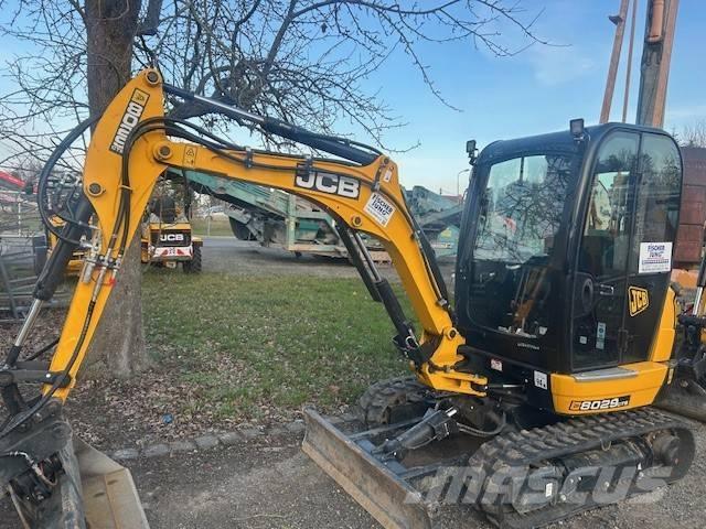 JCB 8029 CTS Mini excavadoras < 7t