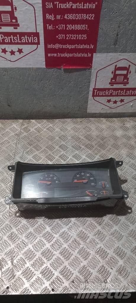 Volvo FH 12    21542184 Cabinas e interior