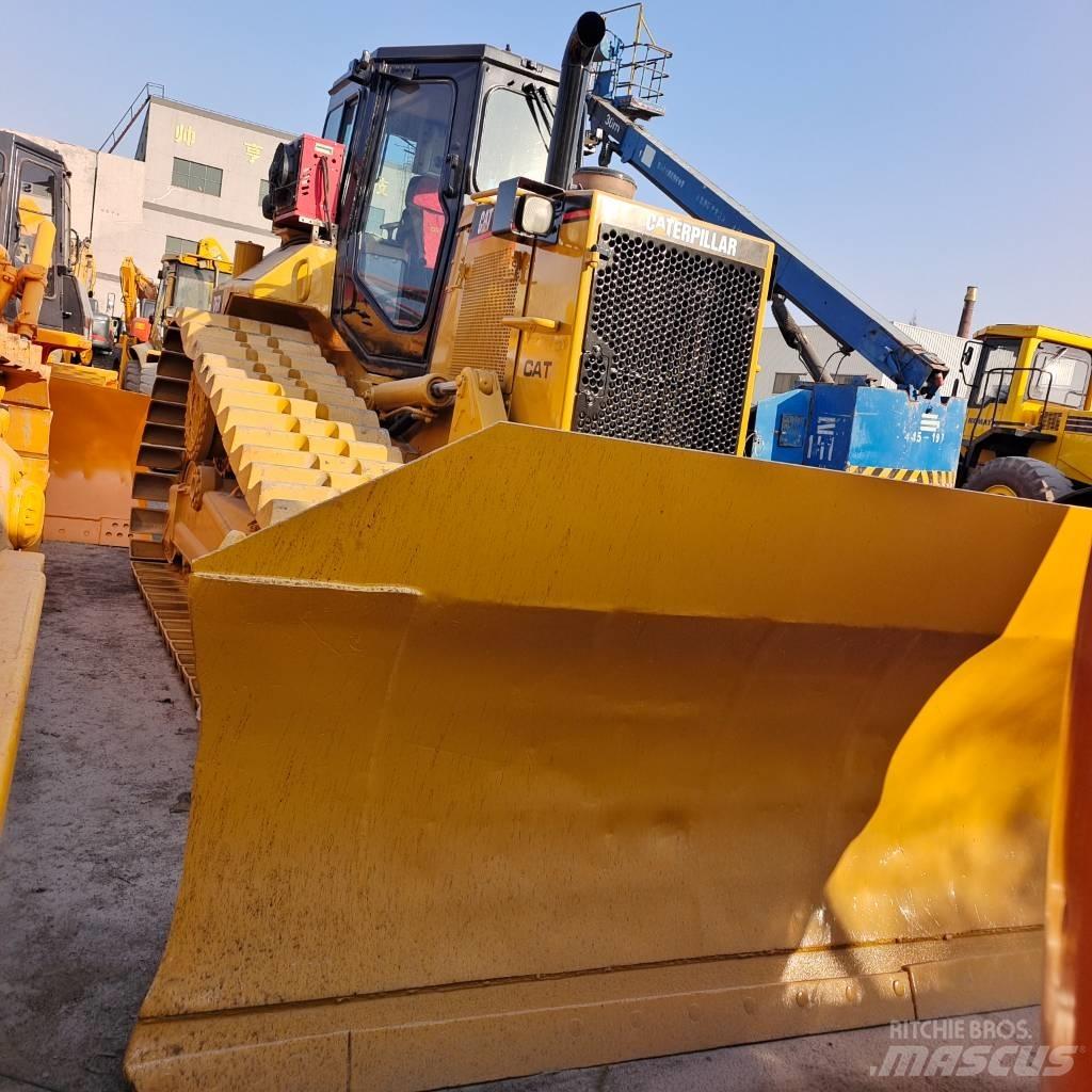 CAT D 6 R Buldozer sobre oruga