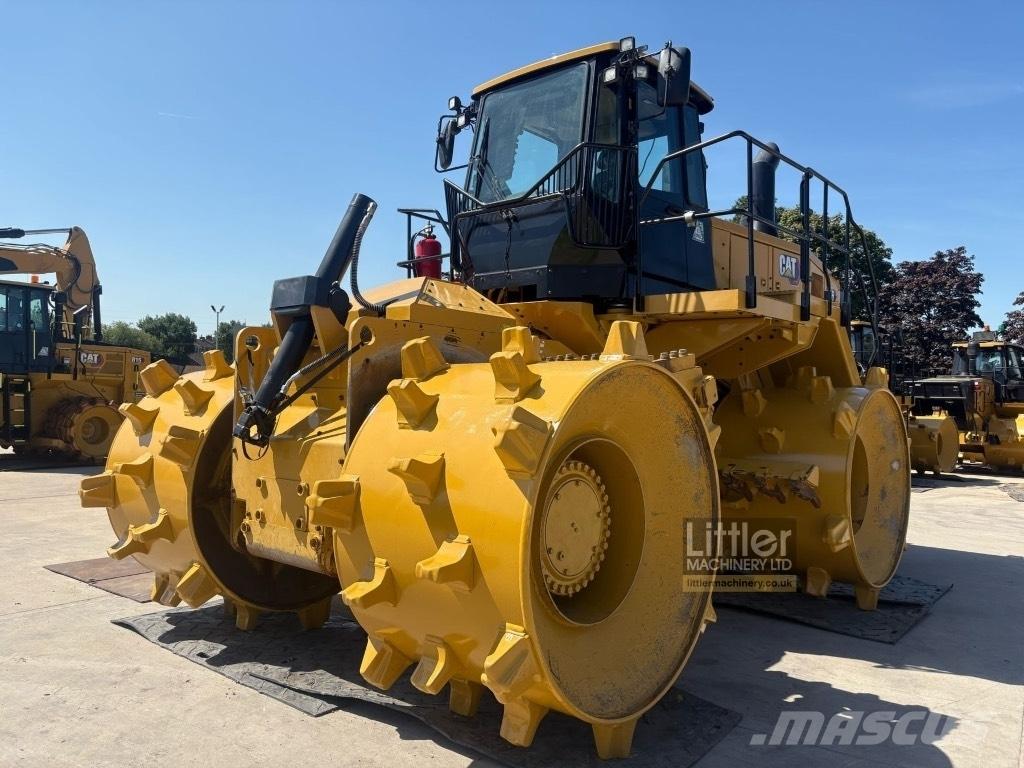 CAT 826 Compactadoras de residuos