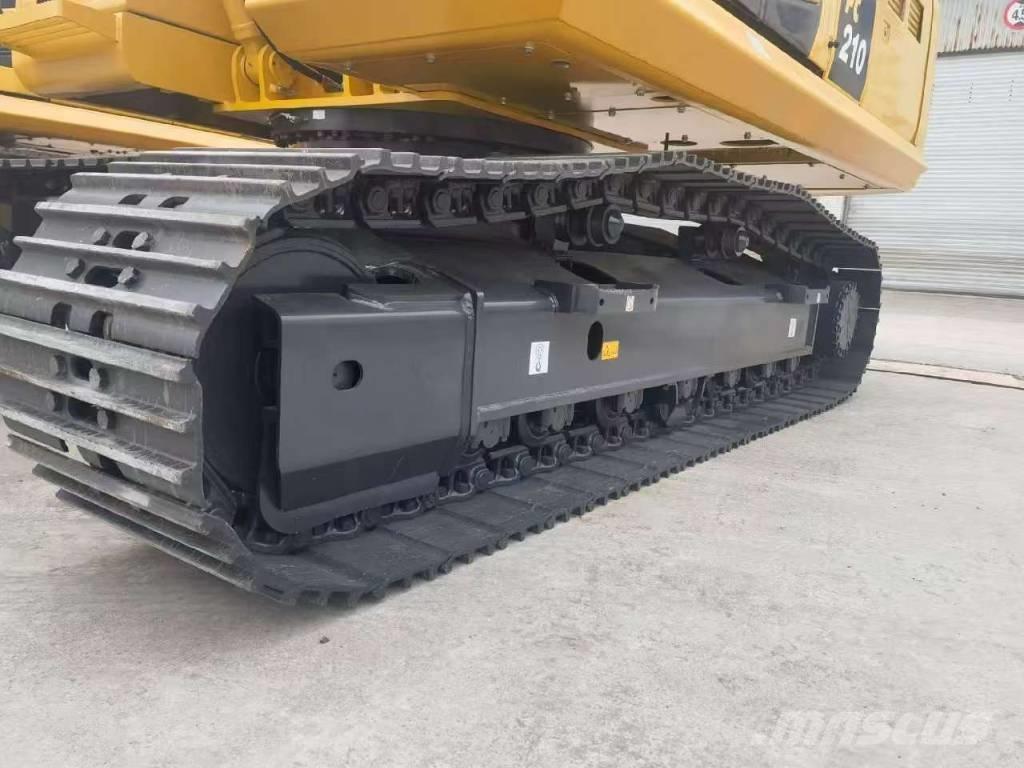 Komatsu PC 210 Excavadoras de cadenas