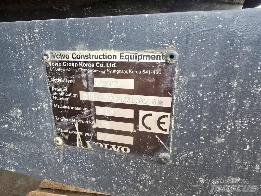 Volvo EC 240 C Excavadoras de cadenas