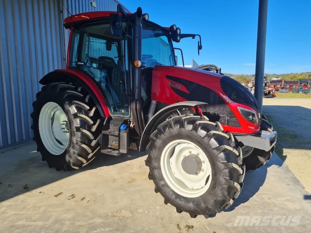 Valtra A 134 Tractores