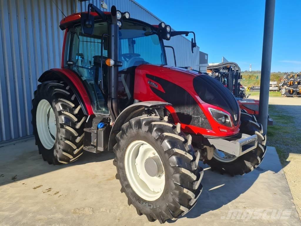 Valtra A 134 Tractores