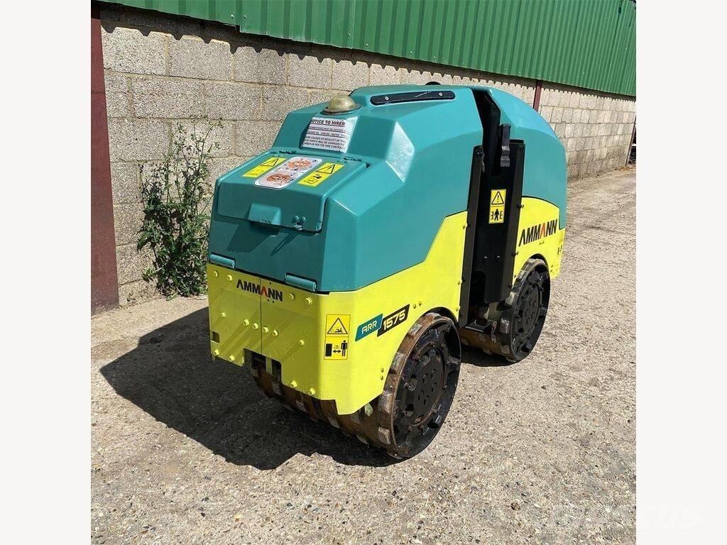 Ammann ARR 1575 Rodillos de doble tambor