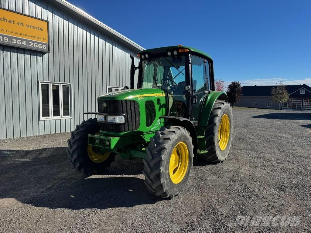 John Deere 6120 Tractores