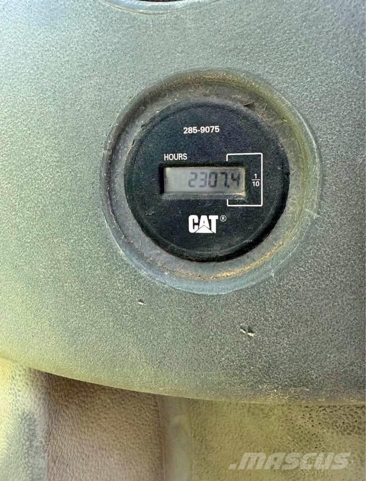 CAT 420 D IT Retrocargadoras