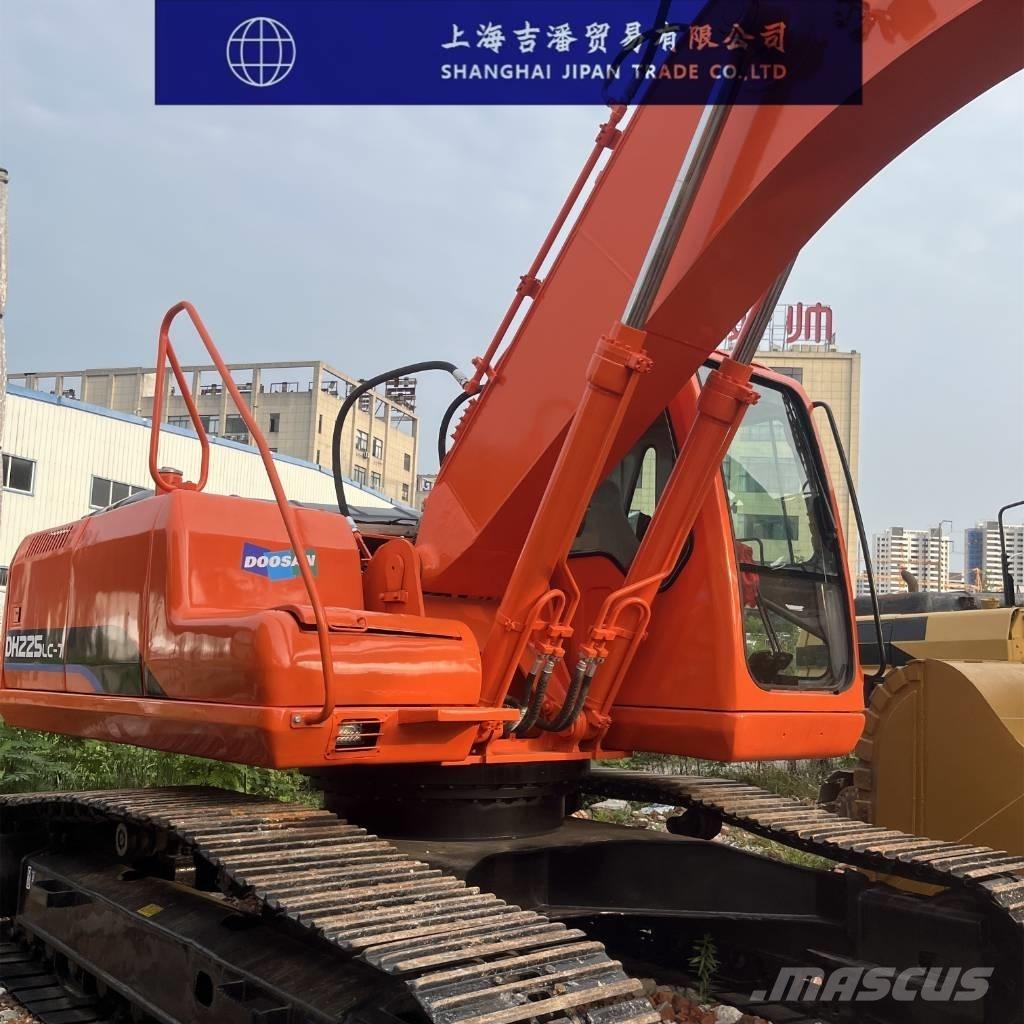 Doosan DH 225 Excavadoras de cadenas