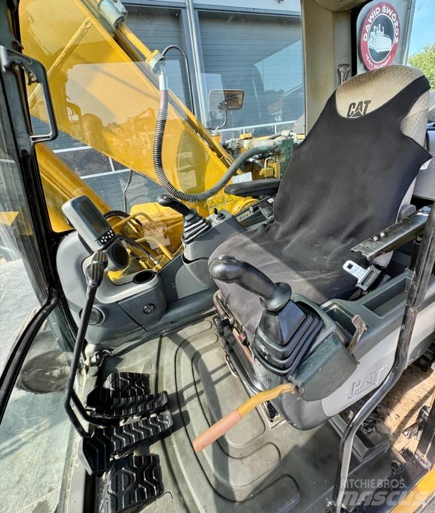 CAT 323 D L Excavadoras de cadenas