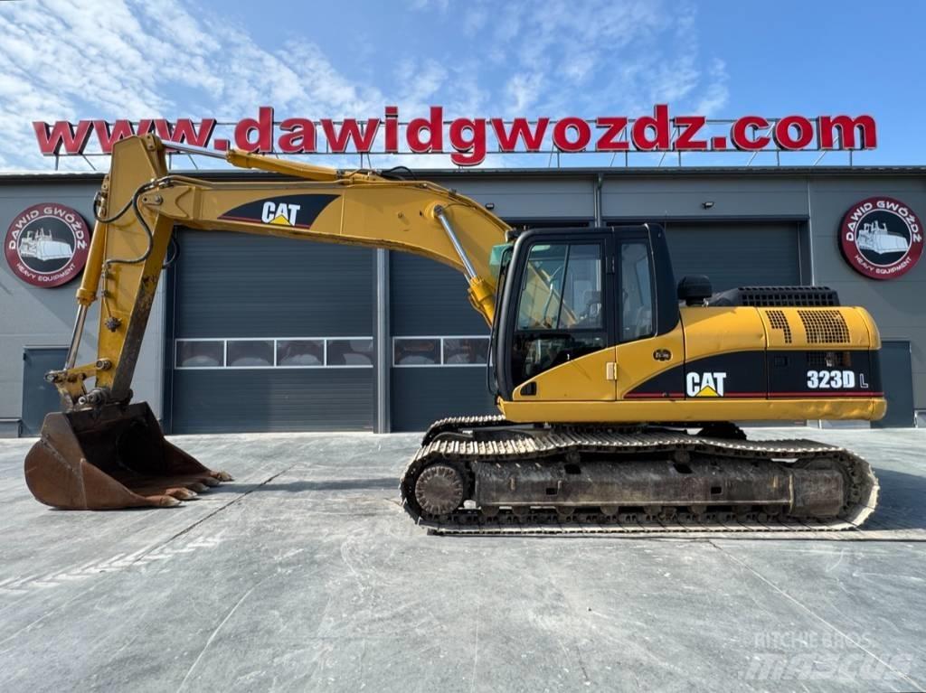CAT 323 D L Excavadoras de cadenas