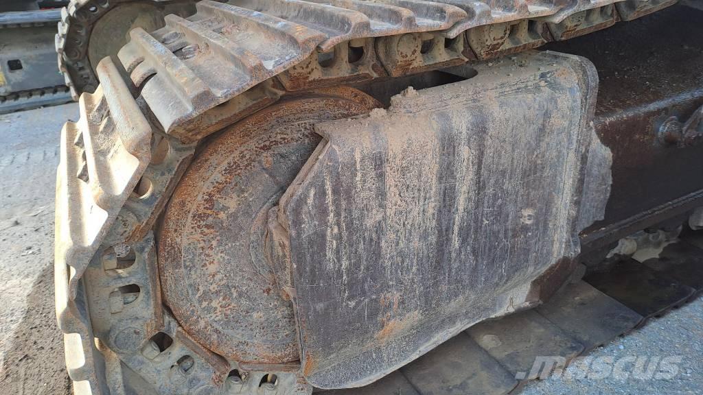 CASE CX 300 E Excavadoras de cadenas