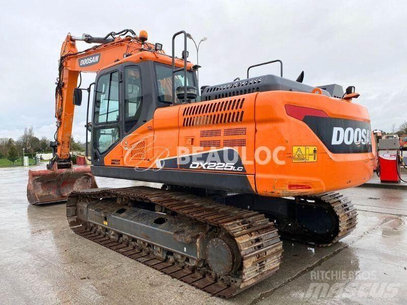 Doosan DX 225 LC Excavadoras de cadenas
