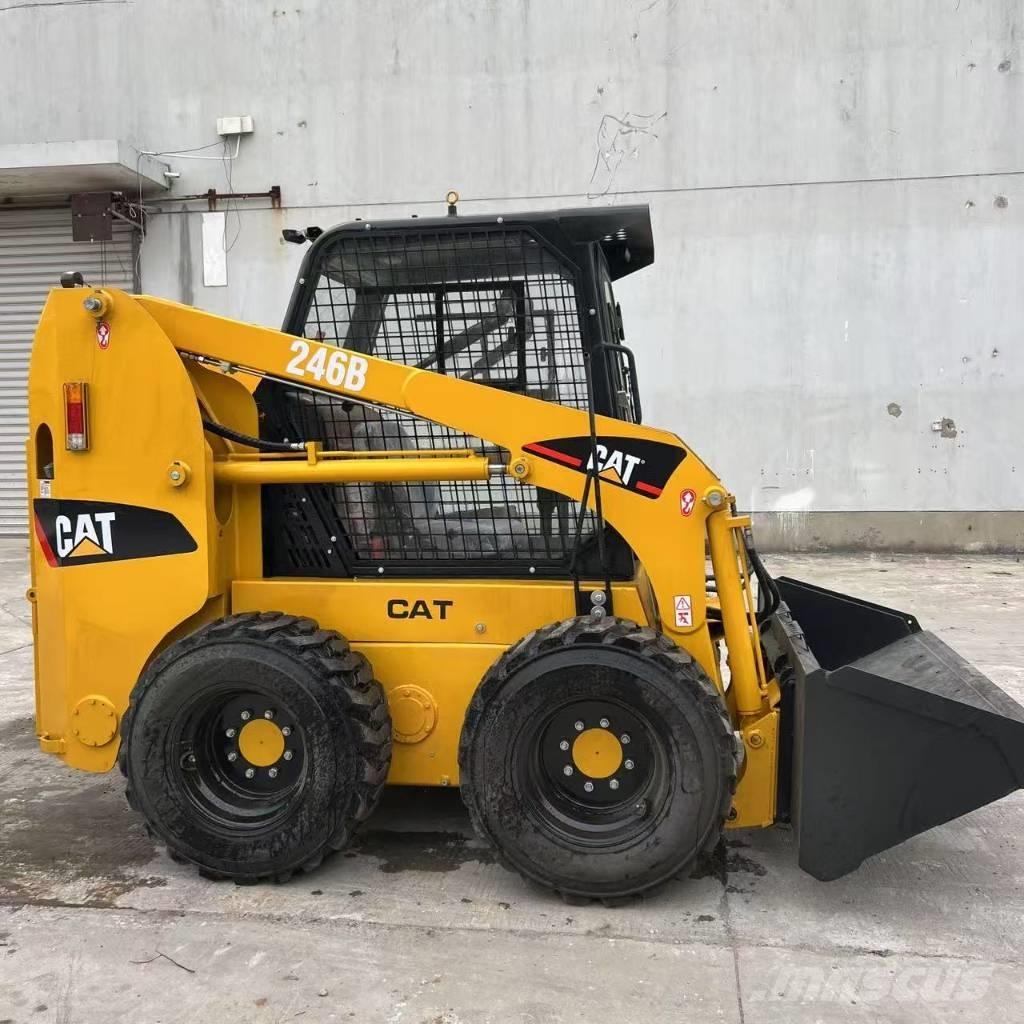 CAT 246 B Palas cargadoras