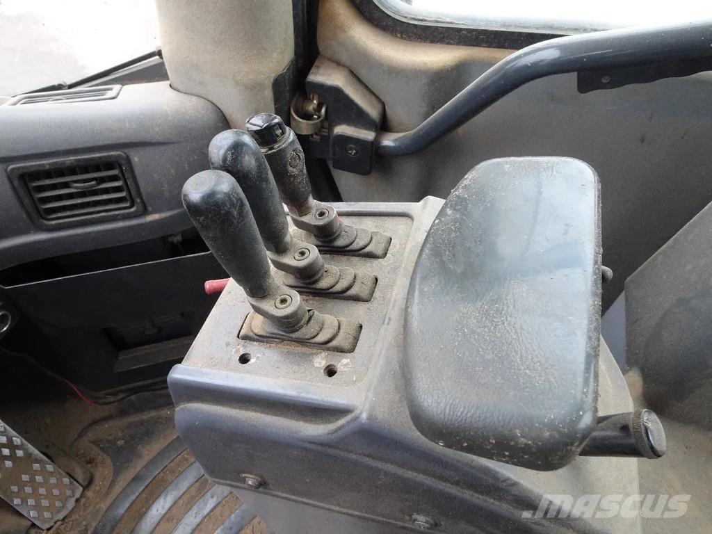 Komatsu WA380-5H Cargadoras sobre ruedas