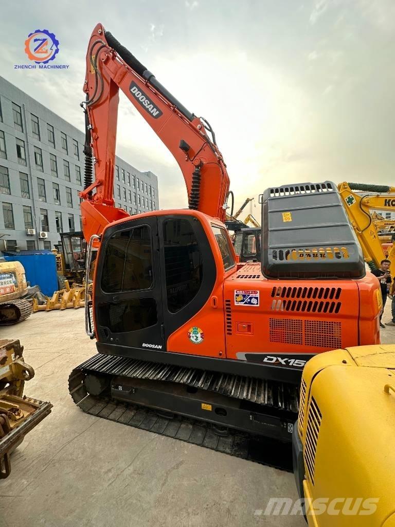 Doosan DX 150 Excavadoras 7t - 12t