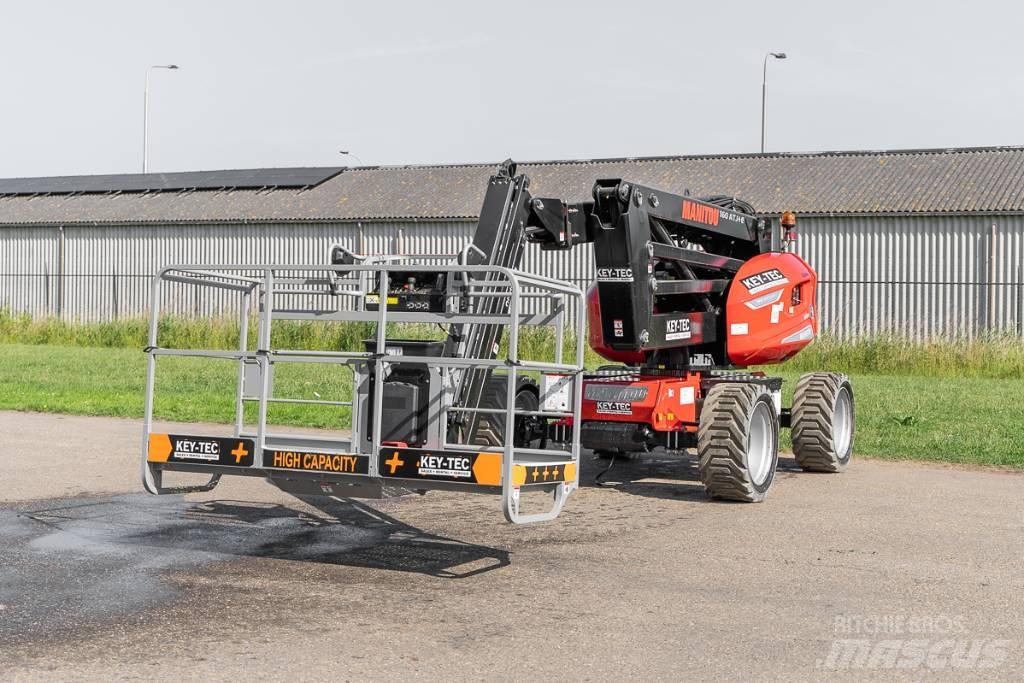 Manitou 160 ATJ+ e Plataforma de trabajo articulada