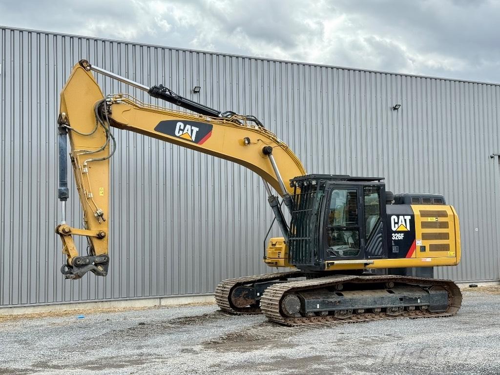 CAT 326 F L Excavadoras de cadenas