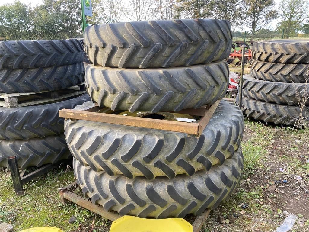  380/105R50 Neumáticos, ruedas y llantas